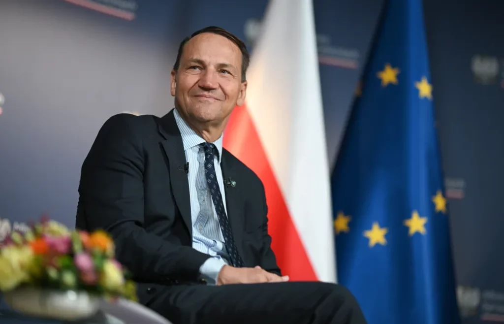 Czy Radosław Sikorski przejmie stery rządu? Tusk mówi, że wszystko jest możliwe