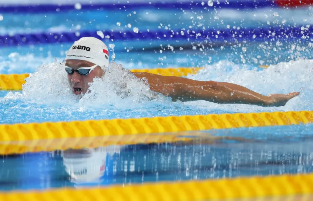 Krzysztof Chmielewski zdobywa srebrny medal i bije rekord Polski na mistrzostwach świata