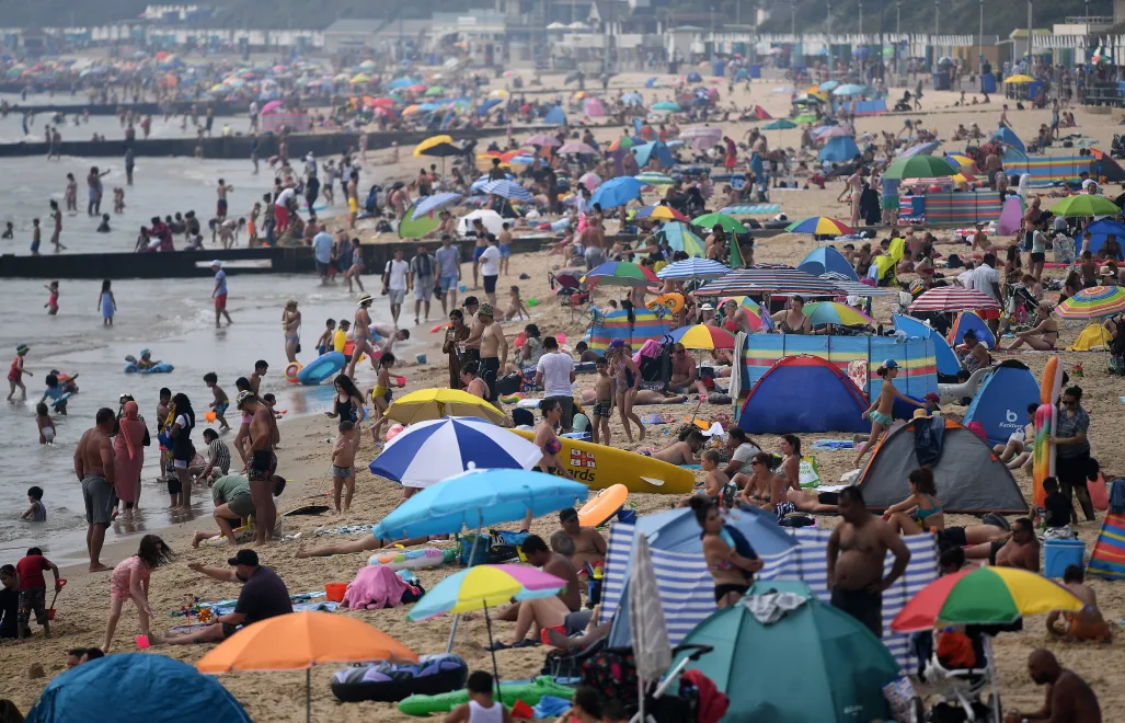 Plaża w Bournemouth uznana za najgorszą w Europie. Dlaczego internauci nie zostawili na niej suchej nitki?