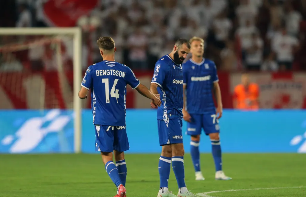 Lech Poznań odpada z Ligi Mistrzów. Gol Ishaka ratuje honor w Belgradzie