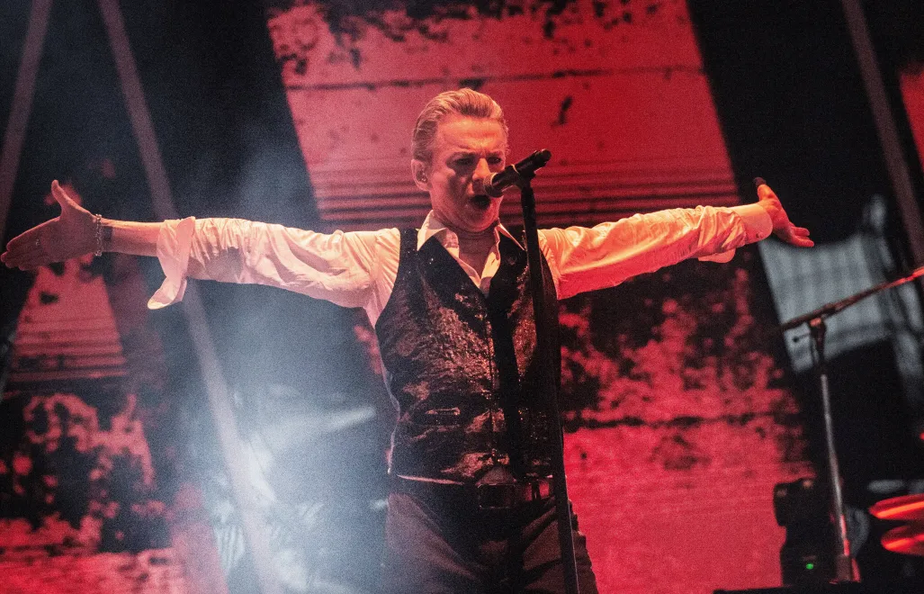 Depeche Mode powracają do kin: spektakularny koncertowy film „M” już jesienią!
