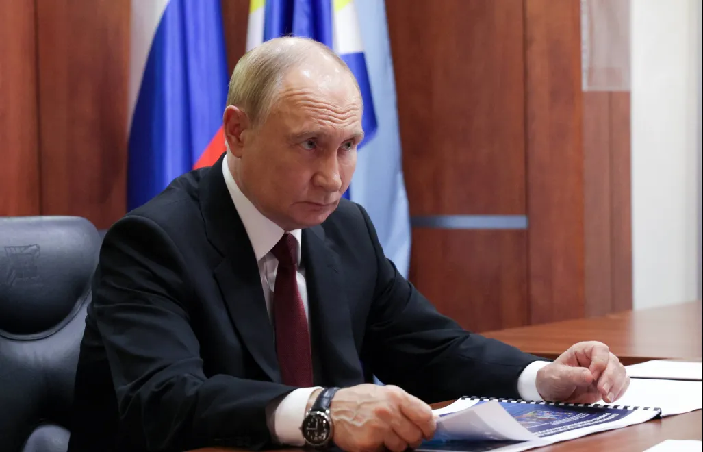 Szczyt na Alasce zaskakuje: o czym naprawdę rozmawiali Putin i Trump?