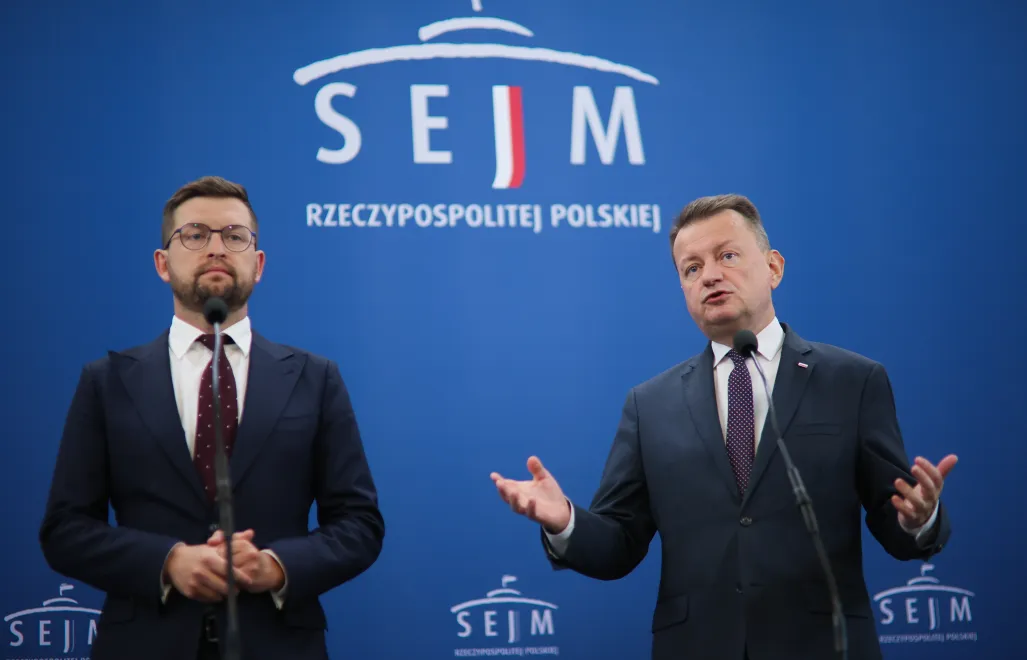 Nieobecność Tuska w Waszyngtonie wywołuje burzę: PiS stawia zarzuty, rząd odpowiada