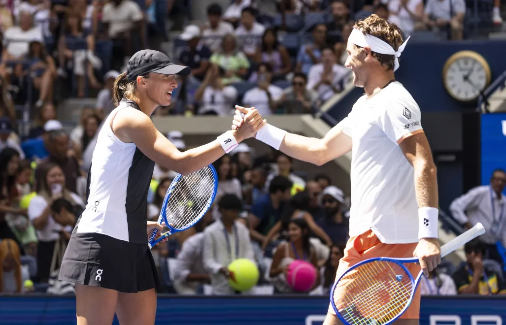 Wielki półfinał miksta na US Open: Świątek i Ruud kontra faworyci turnieju!